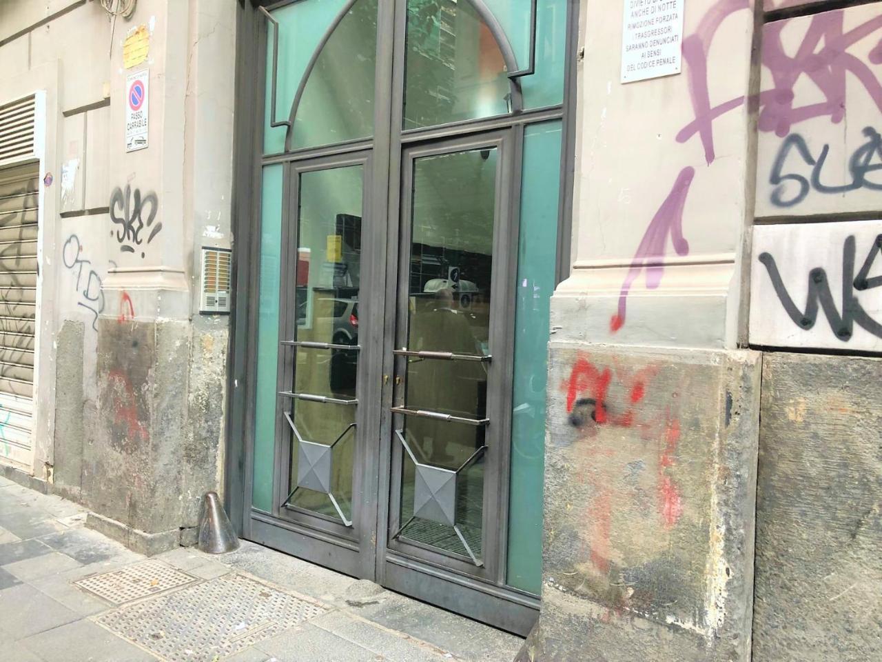 Case Vacanze " Il Duomo" Napoli Exterior photo