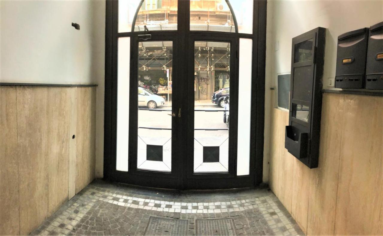 Case Vacanze " Il Duomo" Napoli Exterior photo